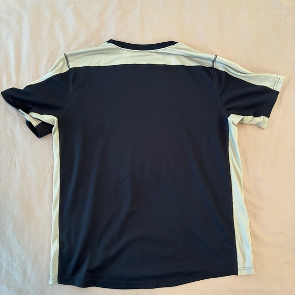 Nike Men’s Dry Fit Shirt - Picture 3 of 3